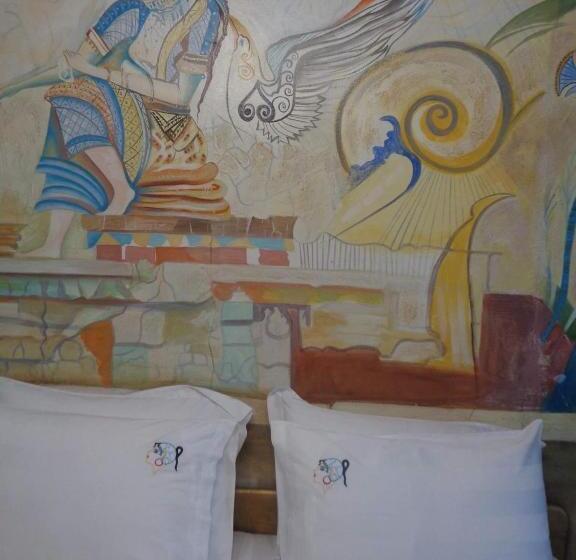 سوییت, Leda Suites