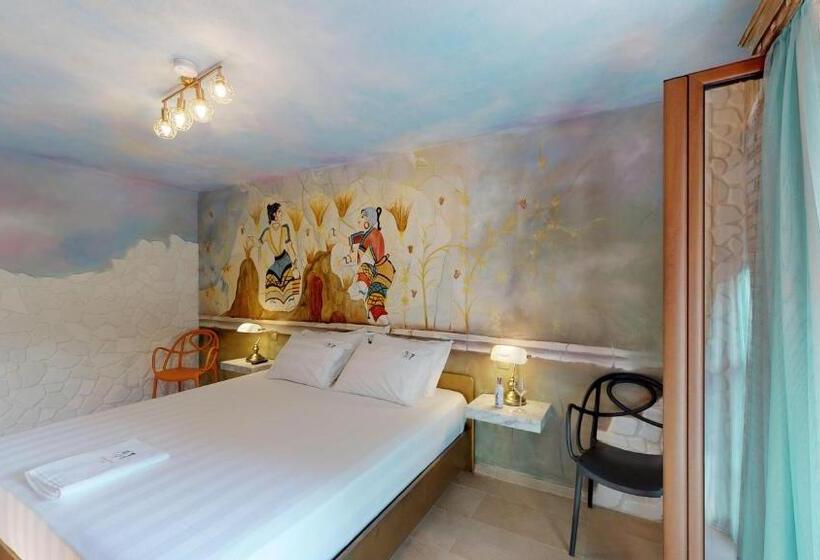 سوییت, Leda Suites