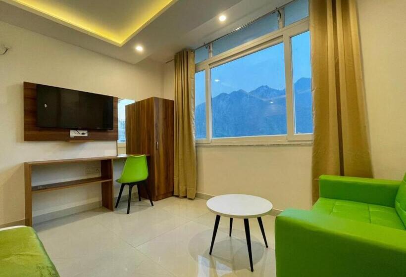 اتاق لوکس سه تخته, Wanna Stay Tapovan Rishikesh