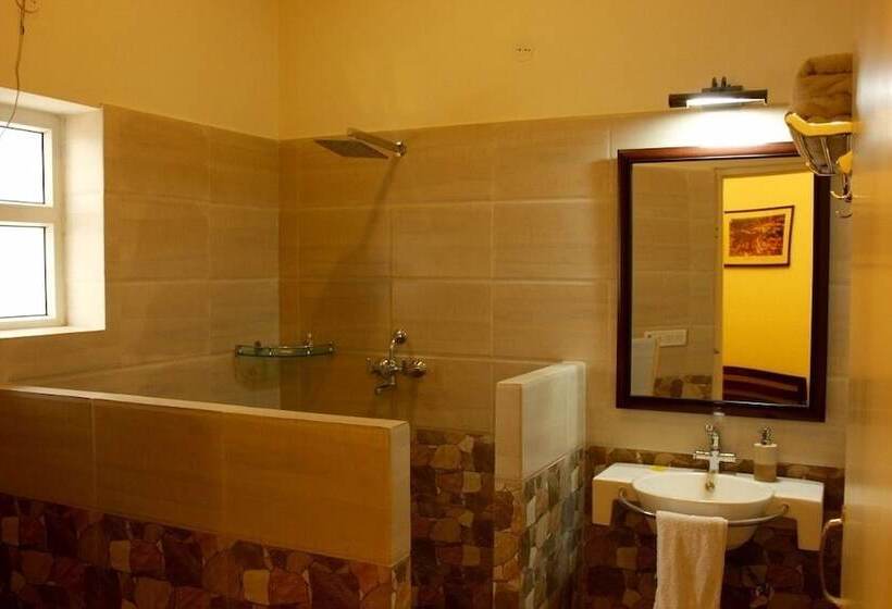 اتاق لوکس, Pratap Bhawan Homestay