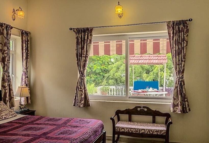 اتاق لوکس, Pratap Bhawan Homestay