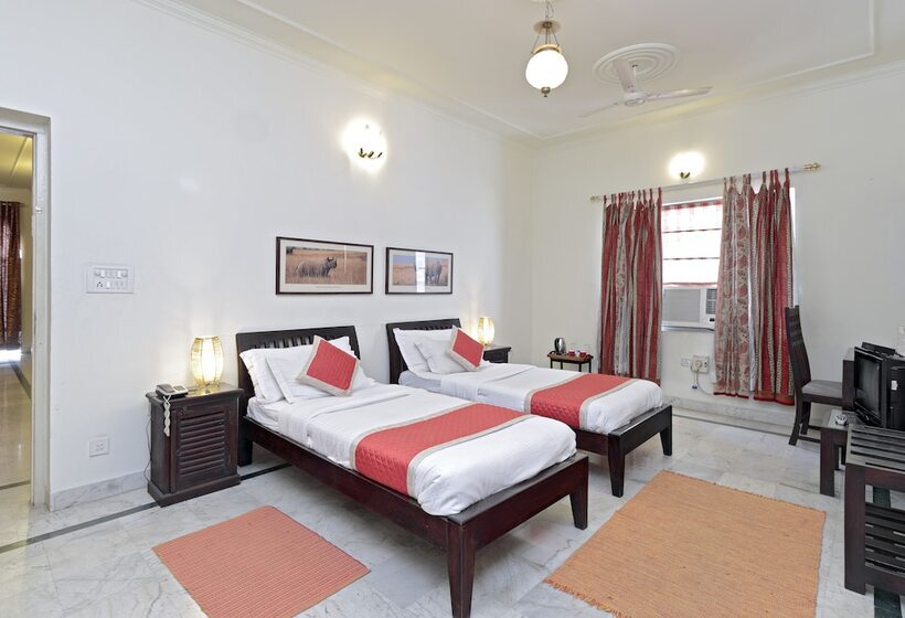 اتاق لوکس, Pratap Bhawan Homestay
