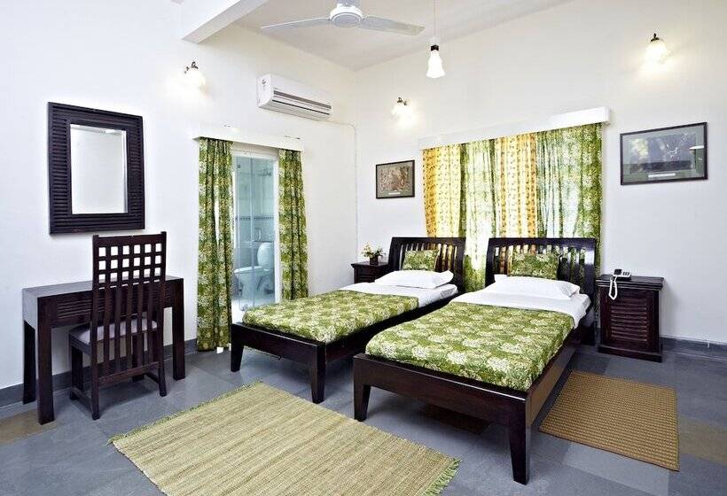 اتاق لوکس, Pratap Bhawan Homestay