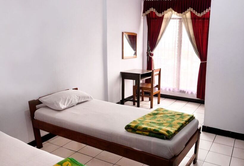 اتاق لوکس, Wisata