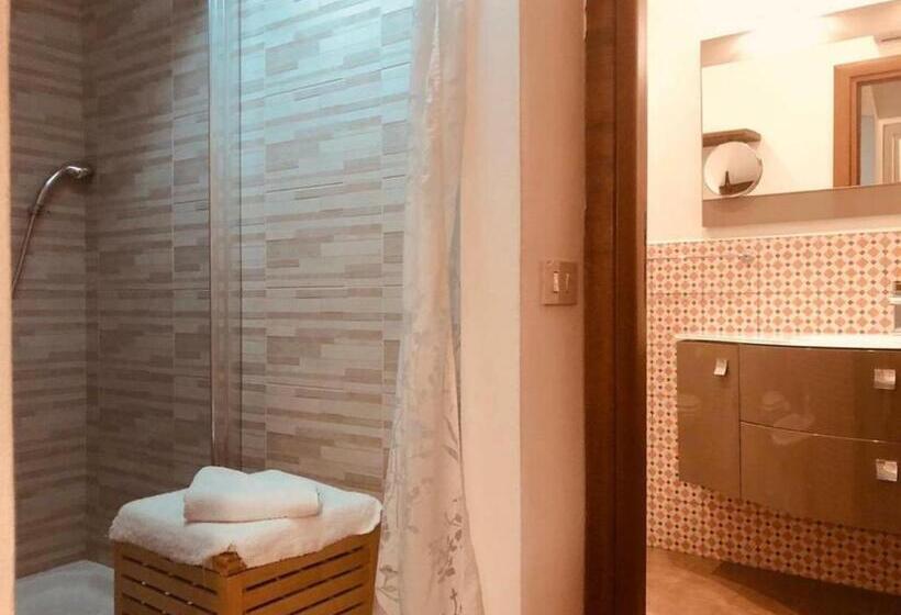 اتاق استاندارد, B&b Antichi Colori