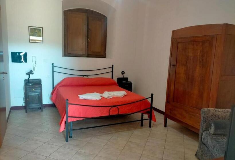 استودیوی استاندارد, Antico Borgo La Commenda