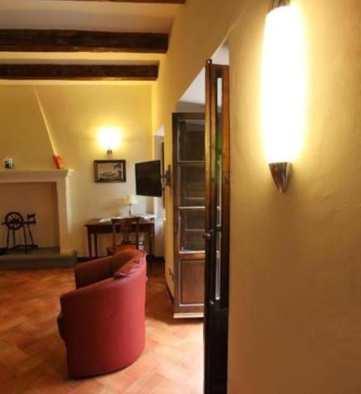 استودیوی استاندارد, Antico Borgo La Commenda