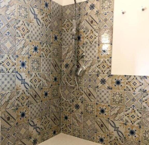 آپارتمان 1 خوابه با بالکن, B&b Cinisi Mare E Monti
