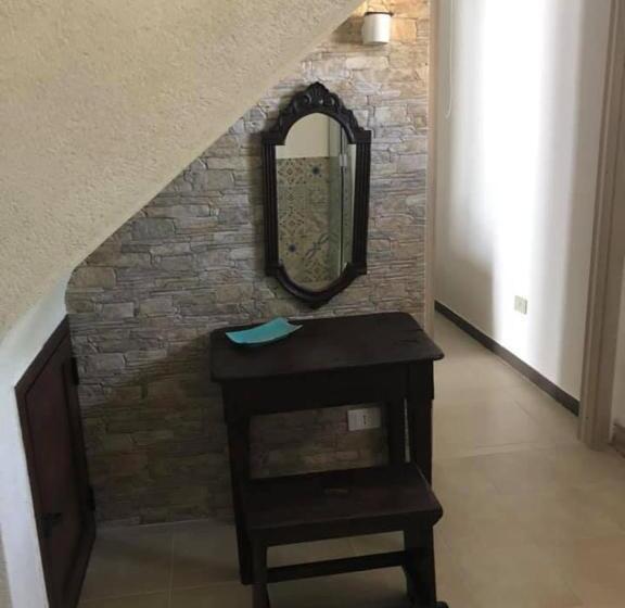 آپارتمان 1 خوابه با بالکن, B&b Cinisi Mare E Monti