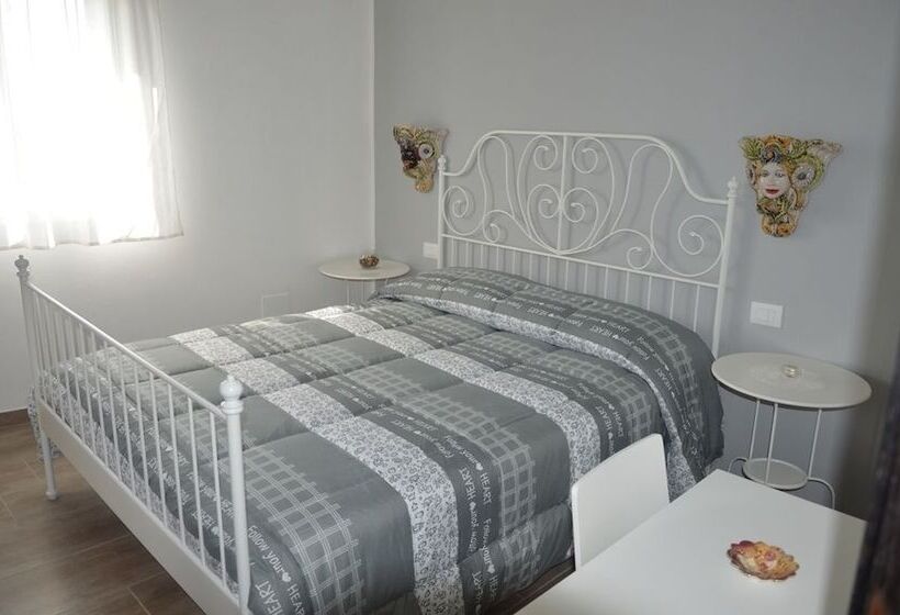اتاق رمانتیک, B&b Maison Blanche