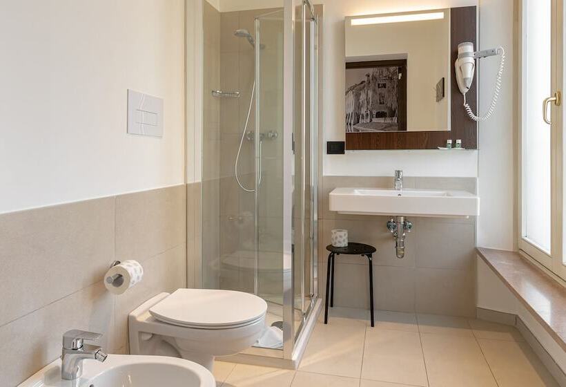 اتاق استاندارد, B&b  Treviso