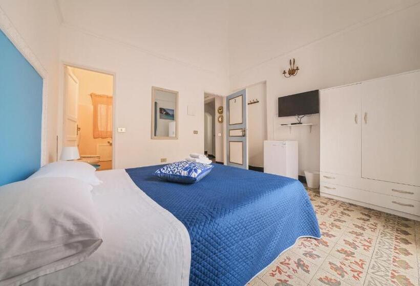 اتاق استاندارد با تخت بزرگ, Voilà Rooms Guest House