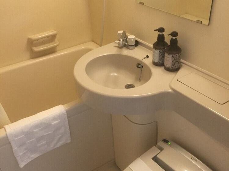 اتاق استاندارد, Okinawa Hotel Continental