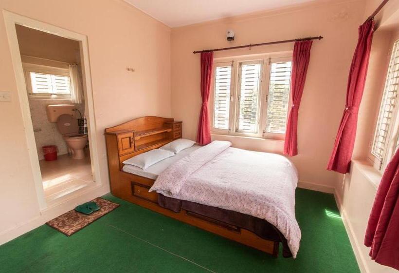 اتاق استاندارد با چشم‌انداز باغ, New Tourist Guest House
