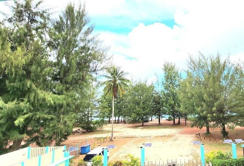 سوییت با چشم‌انداز دریا, Saipan Beach