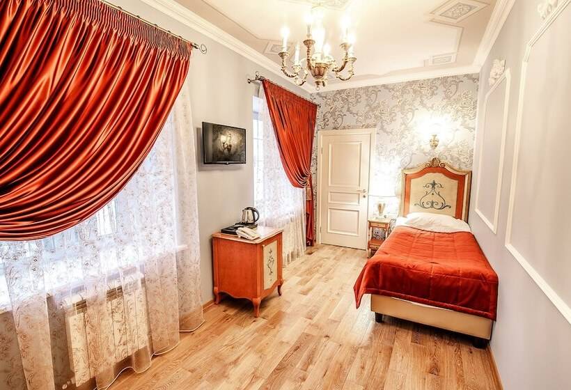 اتاق استاندارد یک نفره, Art Hotel Alexandrovskiy