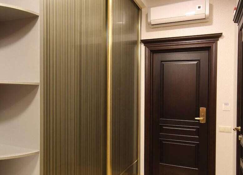 اتاق سوپریور یک تخته, Absolute