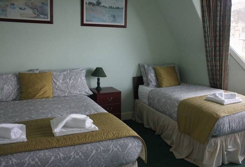 3-Bett-Standardzimmer, Airdenair Guest House