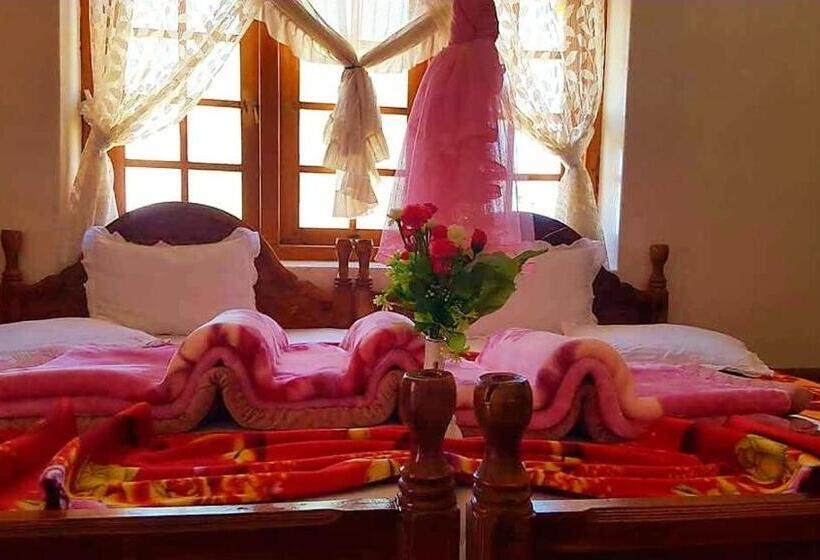 اتاق خانوادگی, Belview Guest House