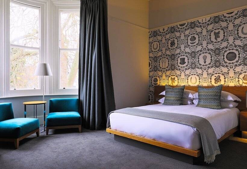 اتاق کلاب, Malmaison Cheltenham