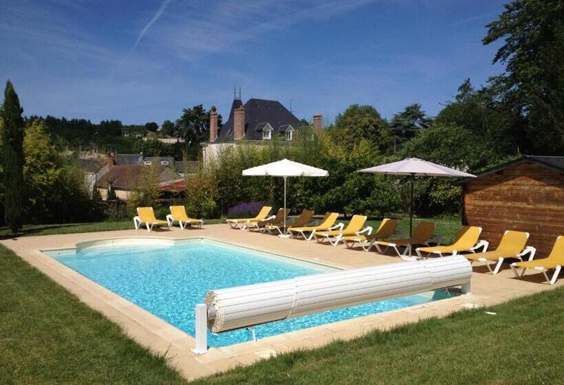 اتاق استاندارد با تخت دو نفره بزرگ, Manoir Du Parc