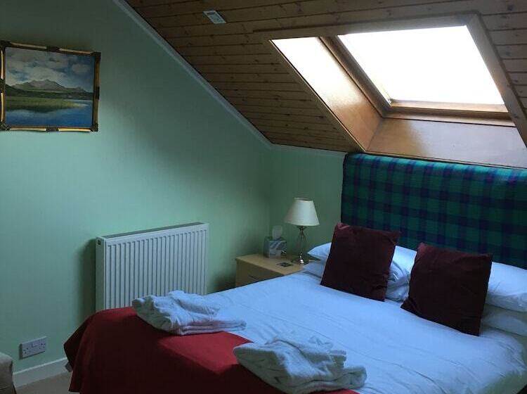 اتاق استاندارد با چشم‌انداز, Newton Hall Guest House