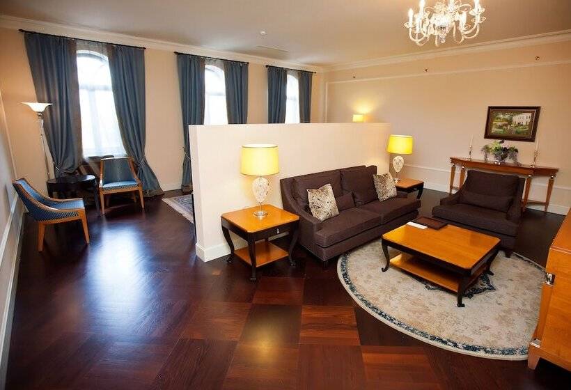 استودیوی استاندارد, Pontos Plaza