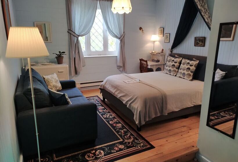 اتاق لوکس, Auberge La Châtelaine