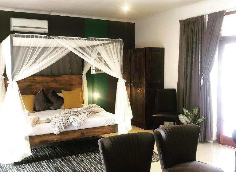 اتاق خانوادگی با چشم‌انداز باغ, Cu Guest House