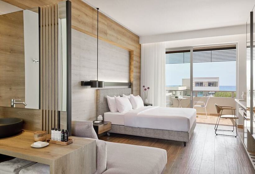 اتاق کلاسیک با چشم‌انداز استخر, Euphoria Resort  All Inclusive