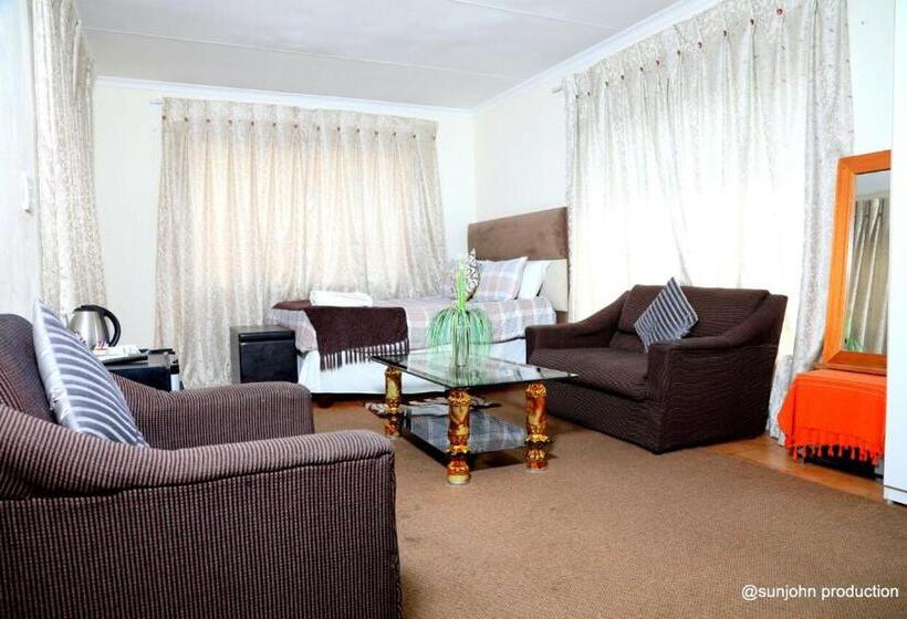 اتاق استاندارد با سرویس بهداشتی مشترک, Harmony Guest House