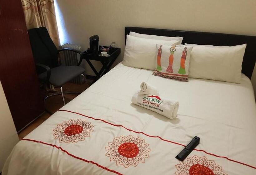 اتاق استاندارد یک نفره, Harmony Guest House