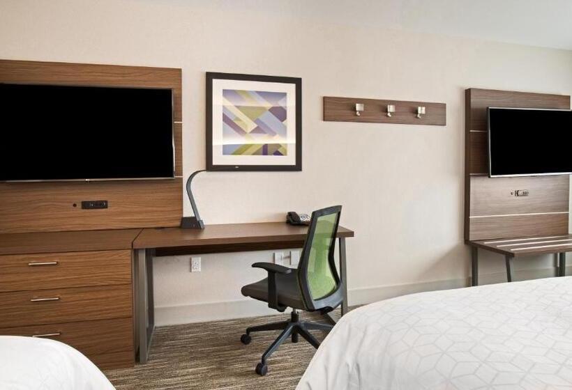 سوئیت برای معلولان, Holiday Inn Express & Suites Racine, An Ihg