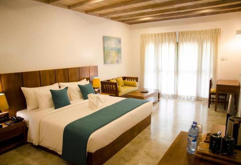 اتاق لوکس, Regenta Arie Lagoon Negombo