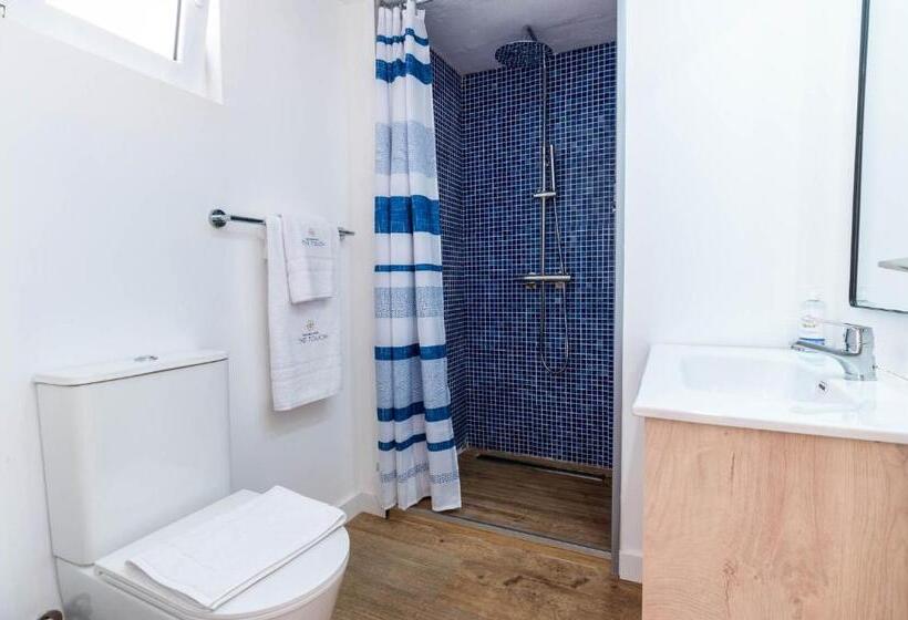 اتاق استاندارد با چشم‌انداز باغ, The Touch Puerto Banús