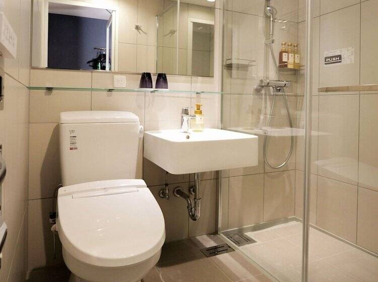 اتاق استاندارد یک نفره, Travelodge Nagoya Sakae