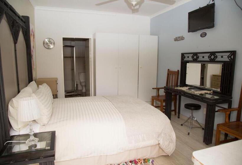 اتاق استاندارد, Xaviera Guest House