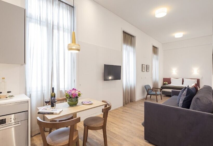 Studio Superior, Lisbon Serviced Apartments   Chiado Emenda