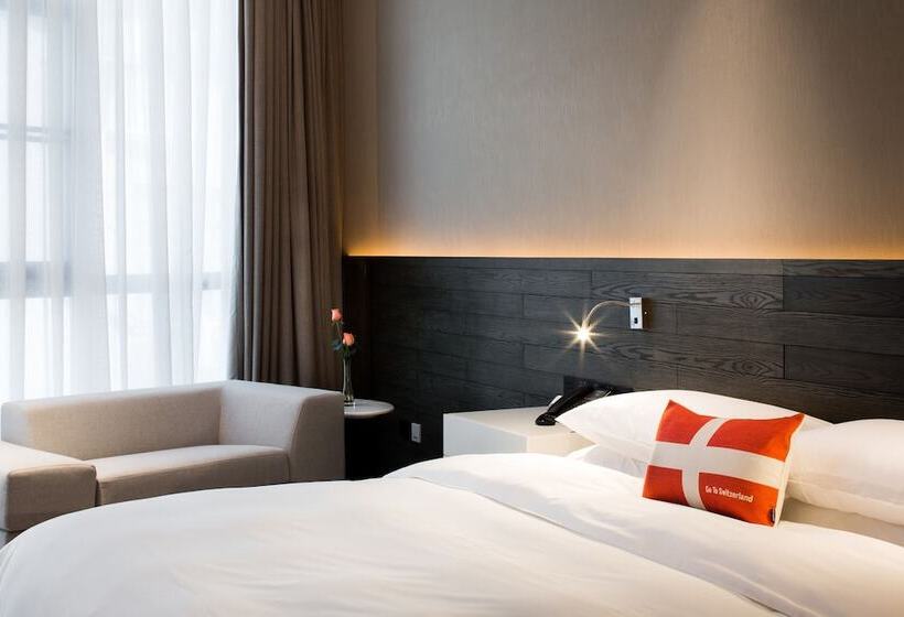 디럭스 스위트, Swisstouches Guangzhou Hotel Residences