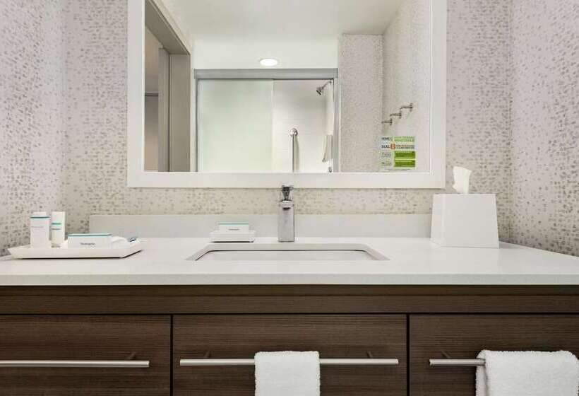 استودیوی استاندارد, Home2 Suites By Hilton Carbondale