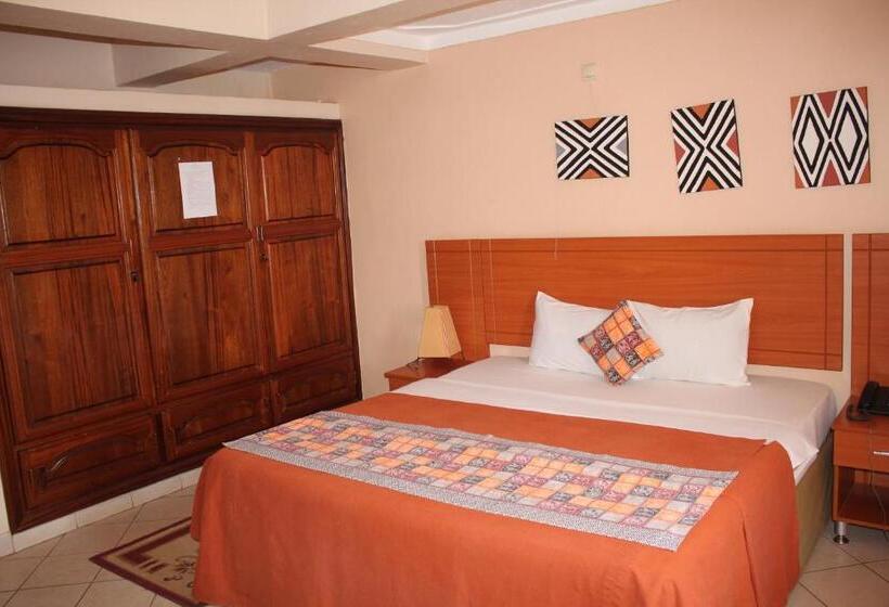 اتاق سوپریور, Kings Hospitality Centre