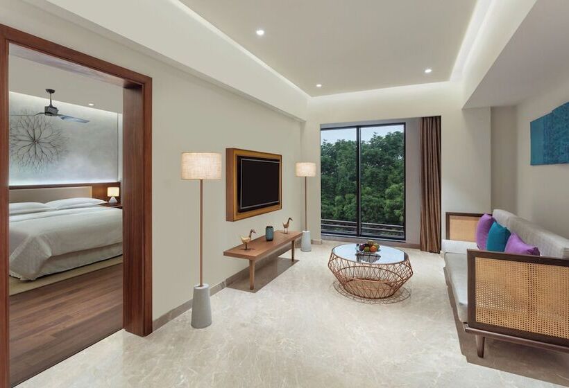 سوییت اجرایی, Sheraton Grand Chennai Resort & Spa