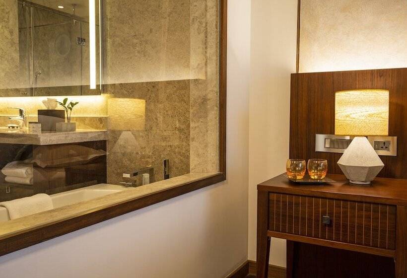 اتاق استاندارد با 2 تخت دوبل, Sheraton Grand Chennai Resort & Spa