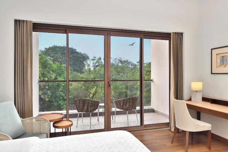 اتاق استاندارد با تخت بزرگ, Sheraton Grand Chennai Resort & Spa