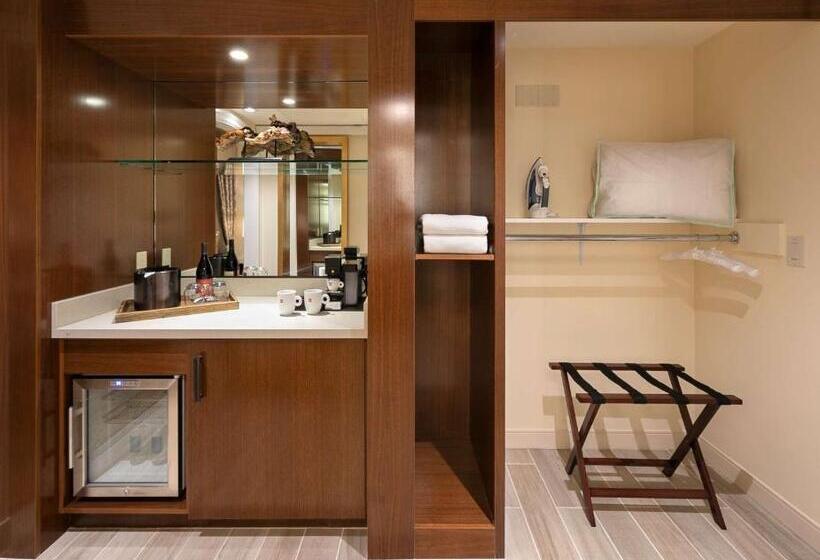 اتاق دلوکس مخصوص معلولین, Grand Reserve At The Meritage