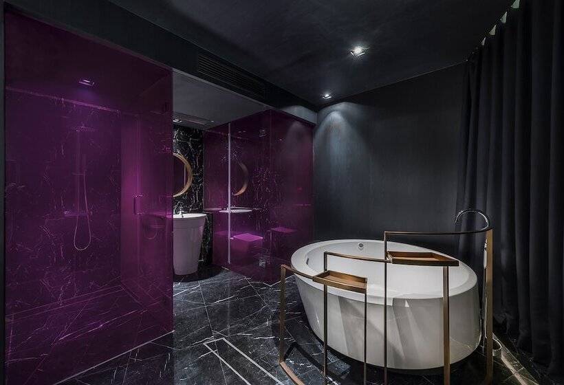 سوییت لوکس, Blossom House Beijing Houhai