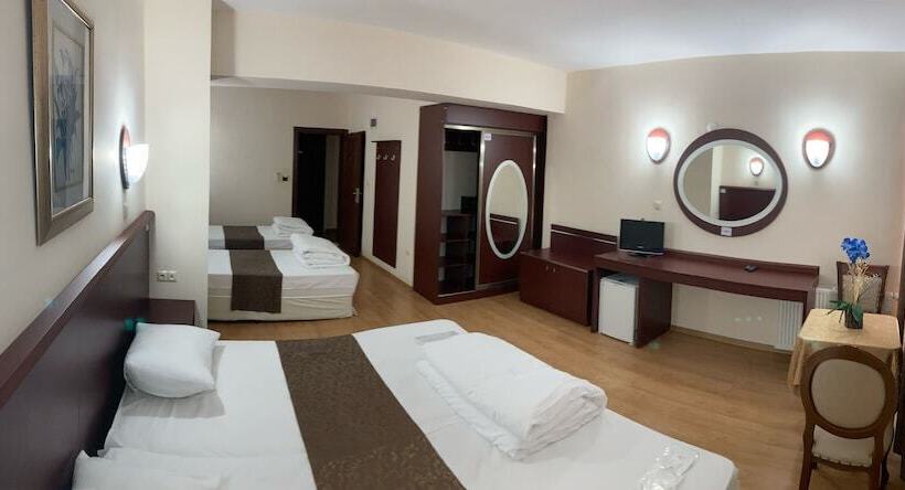 اتاق استاندارد چهار تخته, Zarha Mountain Resort