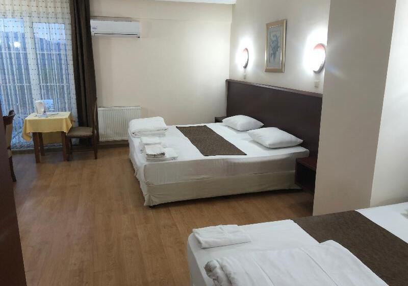 اتاق استاندارد چهار تخته, Zarha Mountain Resort
