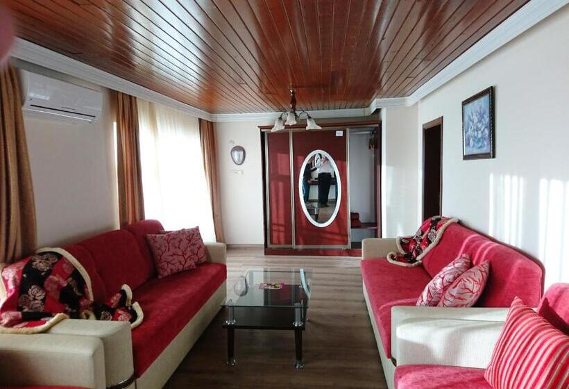 سوییت جونیور لوکس, Zarha Mountain Resort