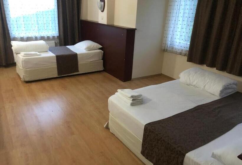 اتاق استاندارد سه نفره, Zarha Mountain Resort